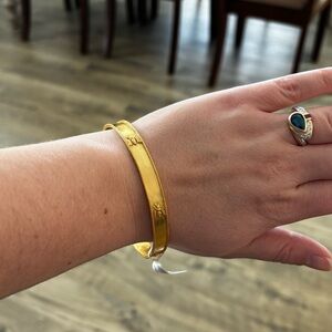 NWT Julie Vos bee stacking bangle bracelet